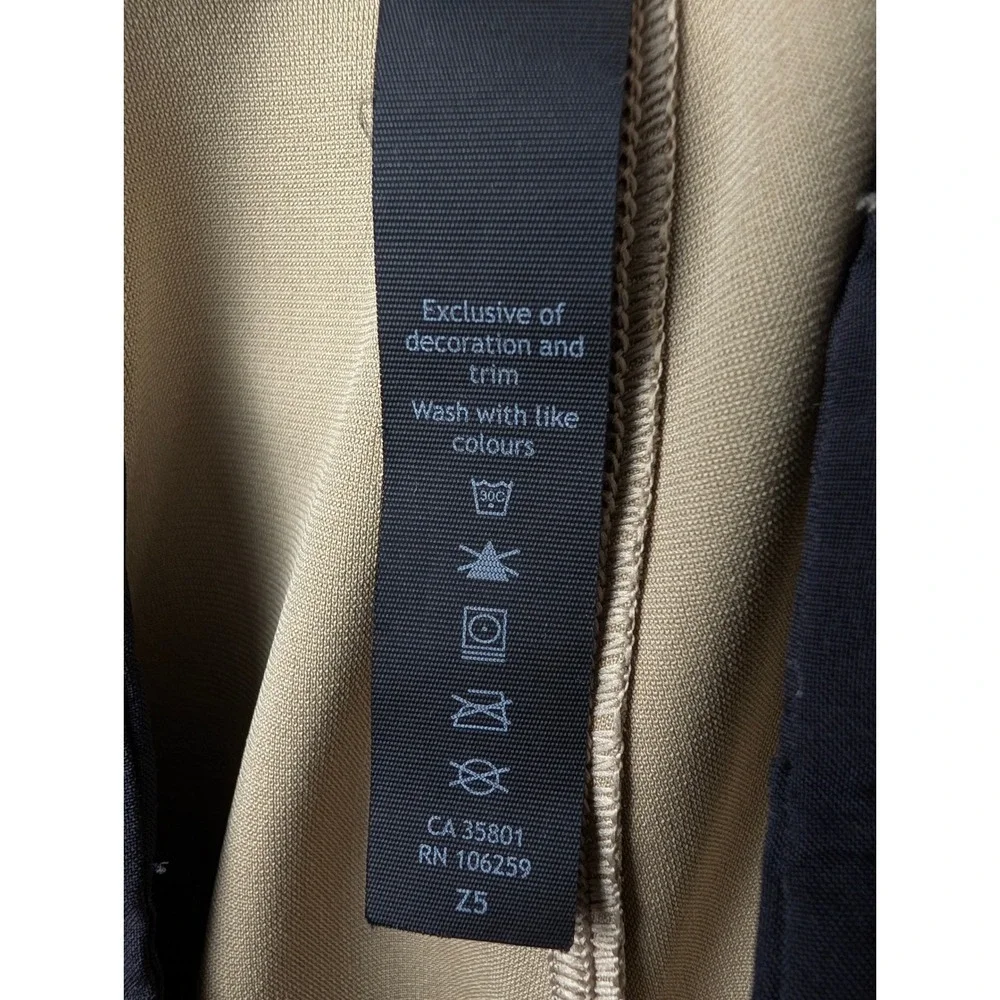 Lululemon Commission Shorts Mens 38‎ Tan Khaki Golf Casual Technical Chino